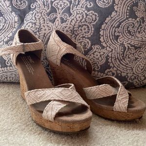 Tom Beach Wedges